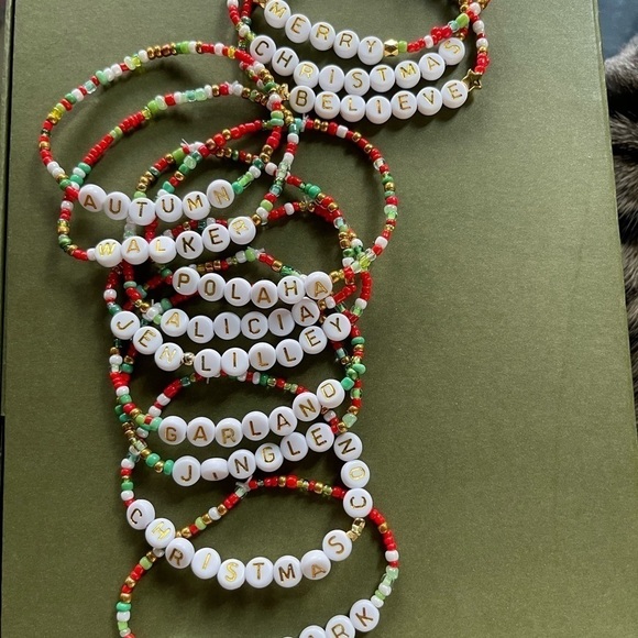 Christmas Friendship Bracelets for Trading or Gifting—Pack of 10 - Picture 3 of 4